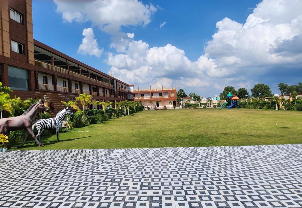 The Bodhi Palace Resort Ngoại thất bức ảnh
