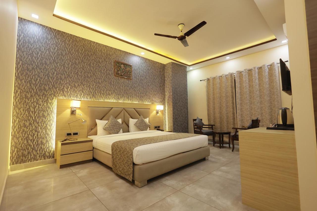 The Bodhi Palace Resort Ngoại thất bức ảnh