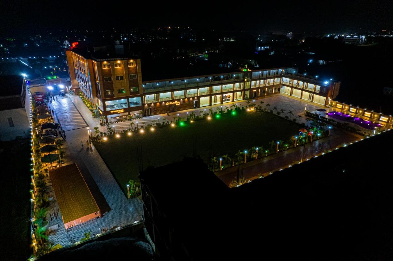 The Bodhi Palace Resort Ngoại thất bức ảnh